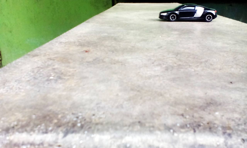 Illustration for article titled First crack at trading cars